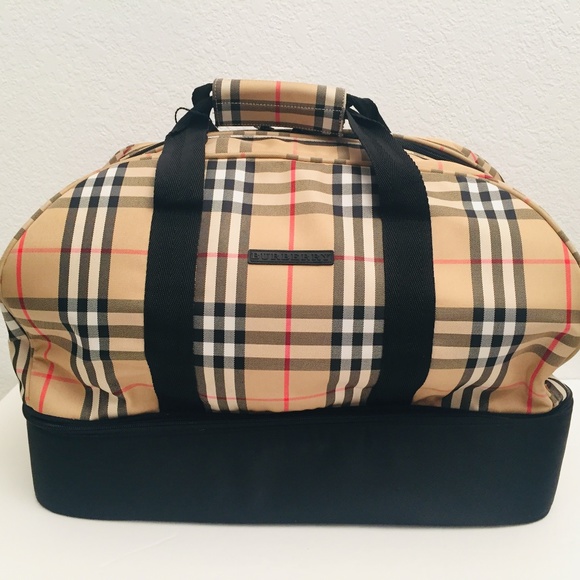 Burberry Bags Authentic Burberry Plaid Golf Travel Burberry Bags Authentic Burberry Plaid Golf Travel